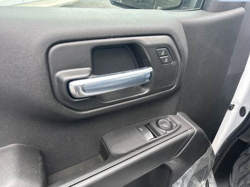 New 2026 Chevrolet Silverado 1500 W/T AWD/4WD image 6