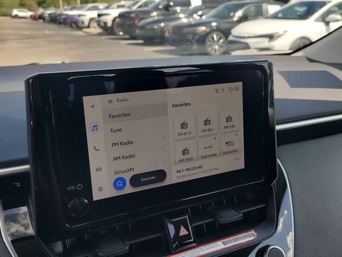 Used 2025 Toyota Corolla LE FWD image 20