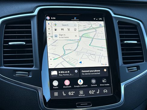 Certified 2025 Volvo XC90 B5 Core AWD/4WD image 23
