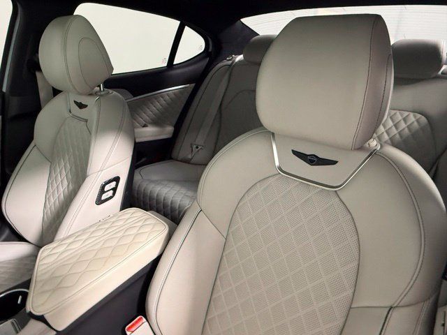 Used 2023 Genesis G70 3.3T w/ Sport Prestige Package RWD image 33