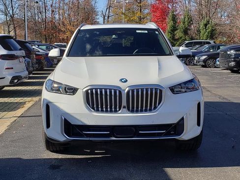 New 2026 BMW X5 xDrive50e w/ Executive Package AWD/4WD image 2