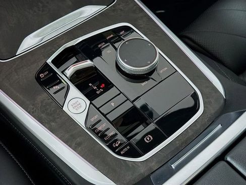 Used 2024 BMW X5 M60i w/ Climate Comfort Package image 18