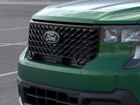 New 2025 Ford Maverick XLT w/ XLT Luxury Package image 18