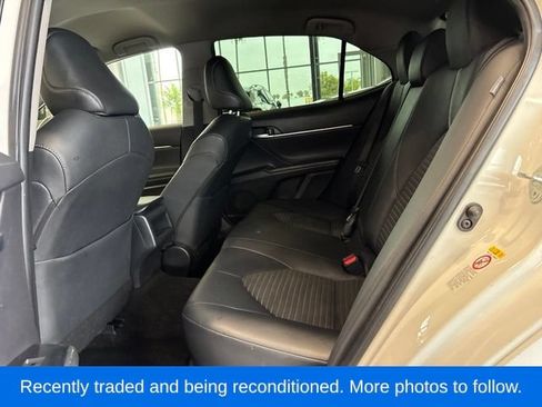 Used 2018 Toyota Camry SE FWD image 23