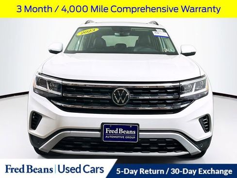 Used 2023 Volkswagen Atlas SE image 2