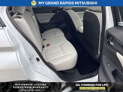 New 2026 Mitsubishi Eclipse Cross SEL image 13