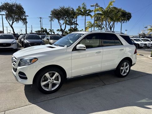 Used 2016 Mercedes-Benz GLE 350 w/ Premium Package image 10