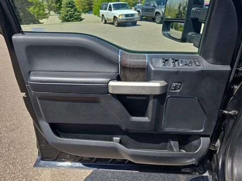Used 2020 Ford F350 Lariat w/ Lariat Ultimate Package AWD/4WD image 30