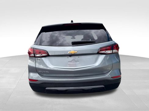 Used 2024 Chevrolet Equinox LT FWD image 4