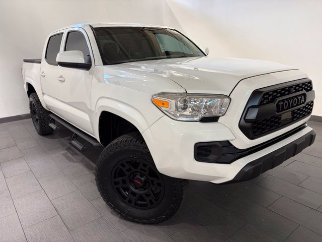 Used 2022 Toyota Tacoma SR AWD/4WD image 7