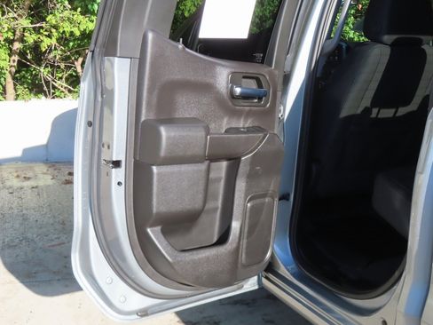 Used 2024 Chevrolet Silverado 1500 Custom image 25