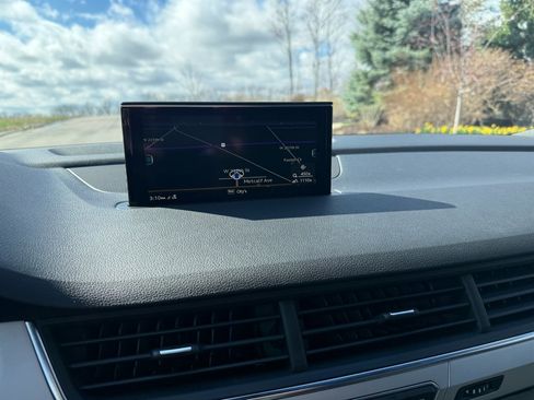 Used 2019 Audi Q7 2.0T Premium w/ Cold Weather Package image 18