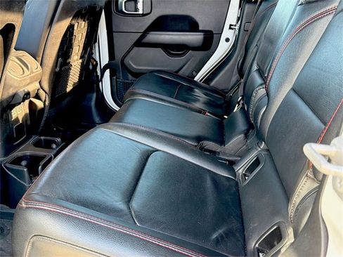 Used 2022 Jeep Gladiator Rubicon w/ Trailer Tow Package image 11