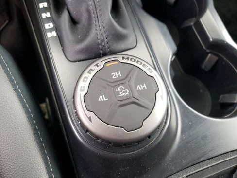 Used 2024 Ford Bronco Outer Banks AWD/4WD image 18