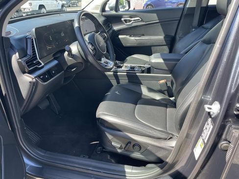 Used 2024 Kia Sportage EX AWD/4WD image 18