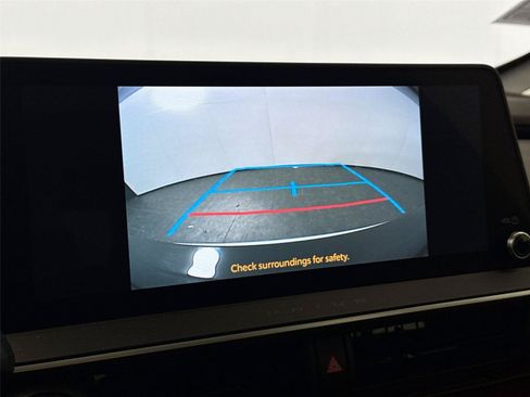 Certified 2023 Toyota Prius Prime FWD image 25