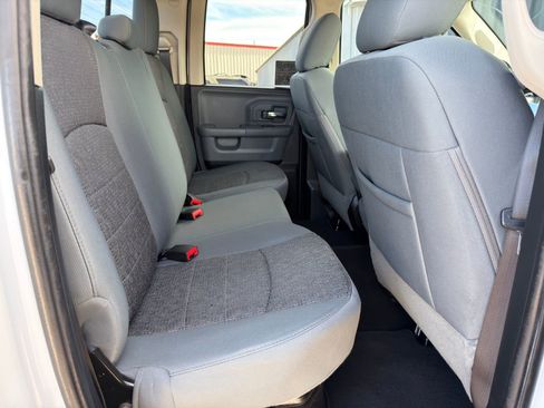 Used 2016 RAM 1500 Big Horn image 25