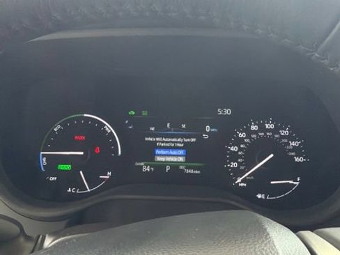 Used 2026 Toyota Sienna XLE AWD/4WD image 18