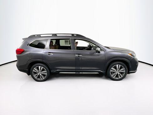 Used 2022 Subaru Ascent Touring image 4