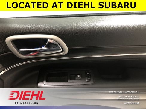 Used 2021 Jeep Grand Cherokee Limited image 16