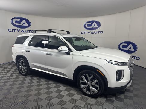 Used 2022 Hyundai Palisade SEL w/ 8P Bench Seat Package FWD image 1