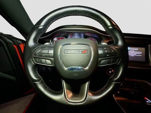 Certified 2022 Dodge Challenger R/T image 10