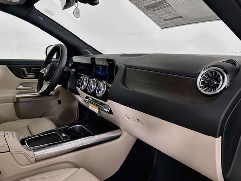 New 2026 Mercedes-Benz GLA 250 image 31