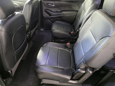 Used 2020 Chevrolet Traverse LT w/ LPO, Floor Liner Package image 14