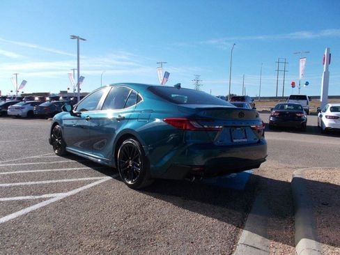 Used 2026 Toyota Camry SE image 3