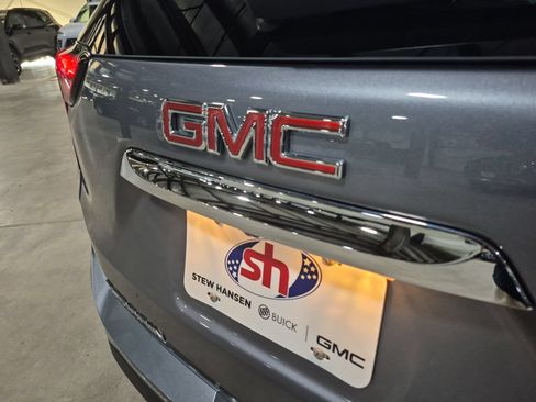 Used 2021 GMC Terrain SLT AWD/4WD image 30