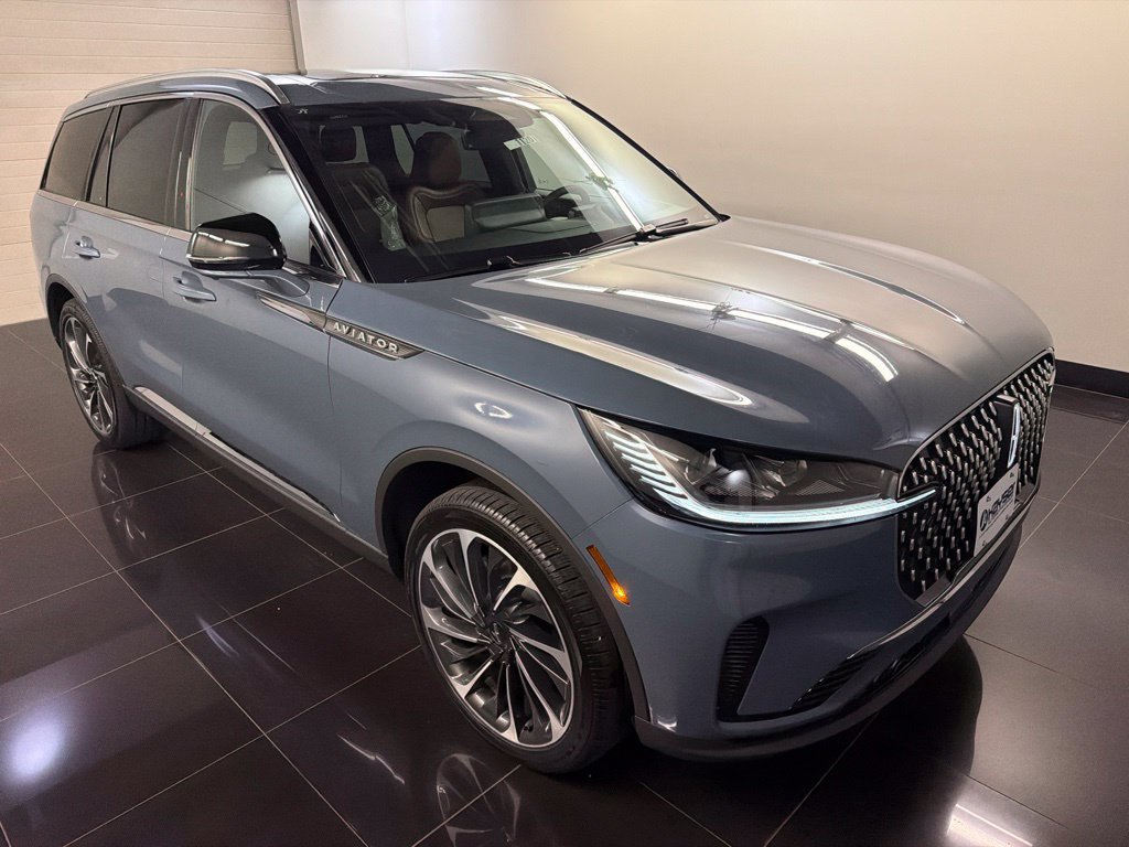 New 2027 Lincoln Aviator Reserve AWD/4WD image 1