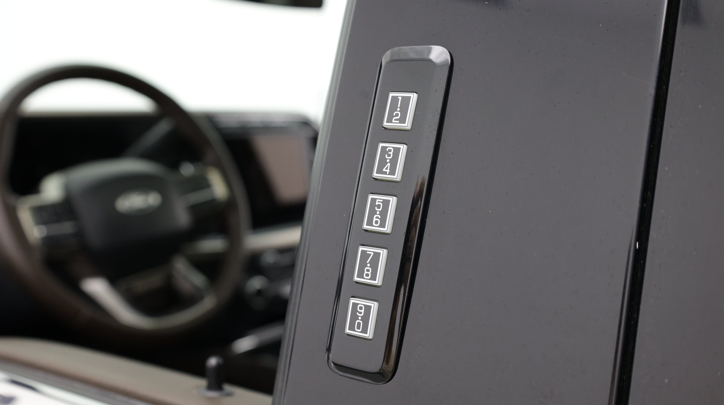 Used 2024 Ford F250 King Ranch AWD/4WD image 11