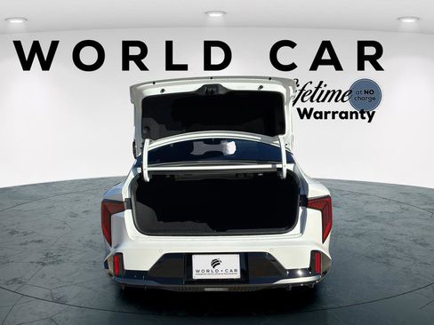 New 2025 Kia K4 GT-Line Turbo image 9