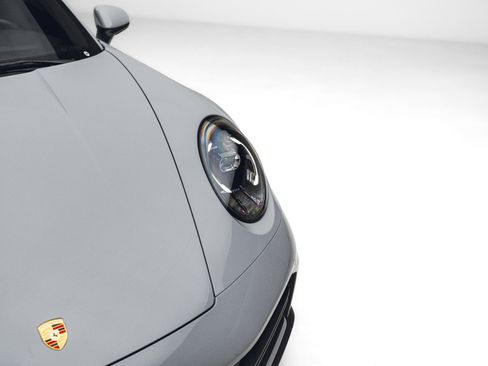 Used 2025 Porsche 911 Carrera RWD image 12