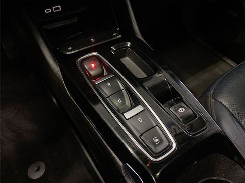 Used 2022 Chevrolet Bolt EUV Premier w/ Sun & Sound Package image 25