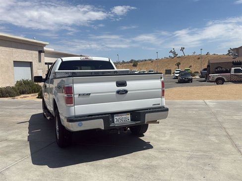 Used 2013 Ford F150 XLT w/ Mid Equipment Group AWD/4WD image 8