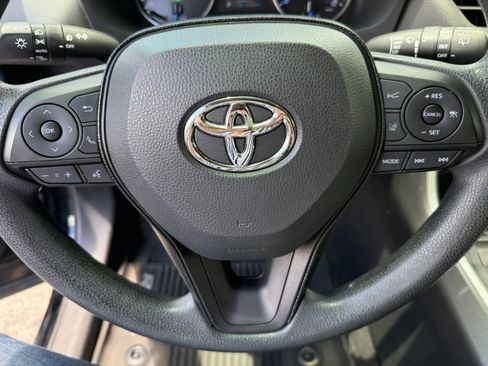 Used 2020 Toyota RAV4 XLE w/ Convenience Package AWD/4WD image 26