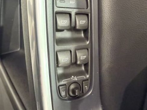 Used 2015 Volvo XC60 T6 Platinum FWD image 27