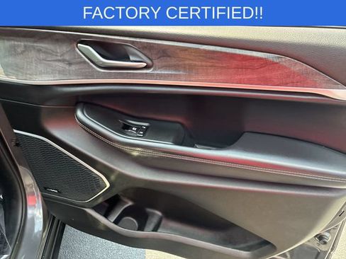 Certified 2021 Jeep Grand Cherokee L Limited AWD/4WD image 25