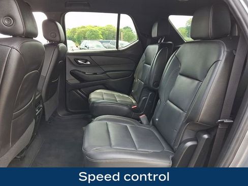 Used 2023 Chevrolet Traverse LT AWD/4WD image 18