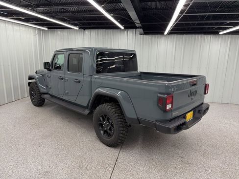 New 2026 Jeep Gladiator Sport AWD/4WD image 4