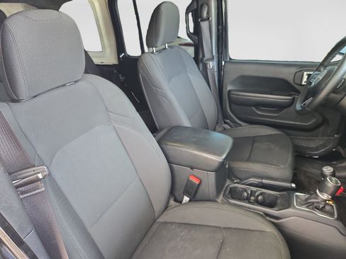 Used 2021 Jeep Wrangler Unlimited Sport AWD/4WD image 16