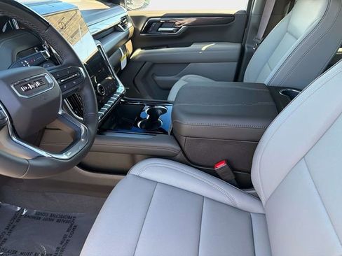 New 2026 GMC Yukon Elevation w/ Elevation Premium Package image 23