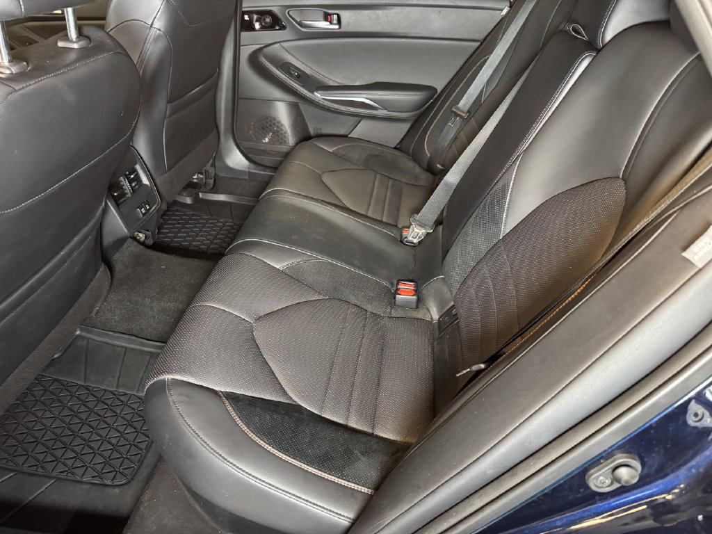 Used 2021 Toyota Avalon XSE FWD image 21