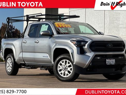 Certified 2025 Toyota Tacoma SR5 image 1