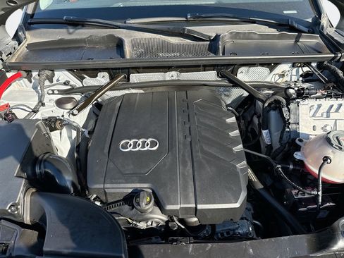 Used 2023 Audi Q5 2.0T Premium w/ Convenience Package AWD/4WD image 18