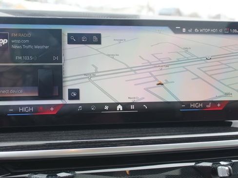 New 2026 BMW X6 xDrive40i w/ Executive Package image 16