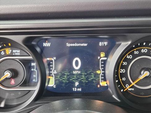 New 2025 Jeep Gladiator Mojave w/ Steel Bumper Group image 10