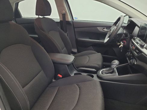 Used 2019 Kia Forte LXS FWD image 21