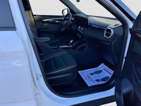 Used 2024 Chevrolet TrailBlazer ACTIV w/ Convenience Package image 25